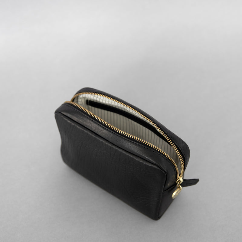 Coco pouch in Black leather