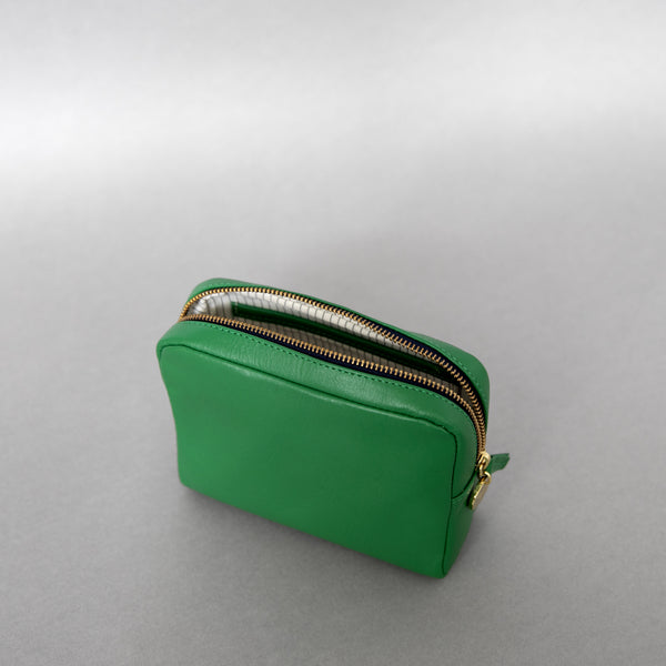 Coco pouch in Verde leather