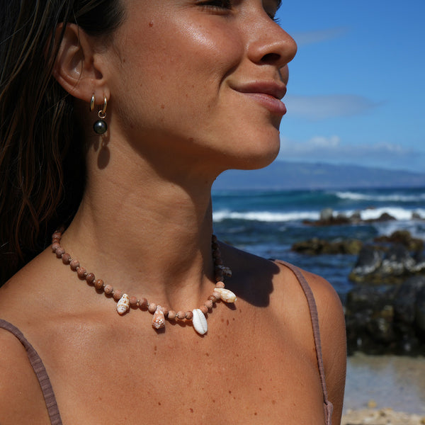 Caracolas necklace