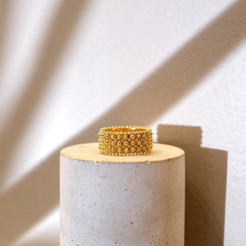 Grande Amore Ring by Solo Oro