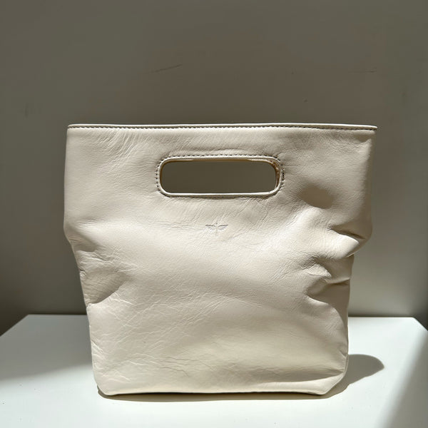 Hali clutch in Creme