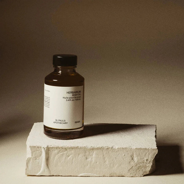 Body oil | Herbarium