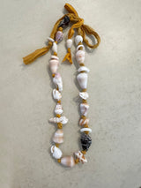 Shell necklace by Cheyenne