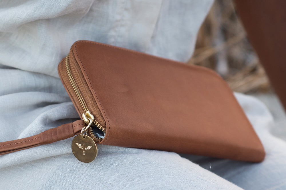Zip Wallet in Saddle leather