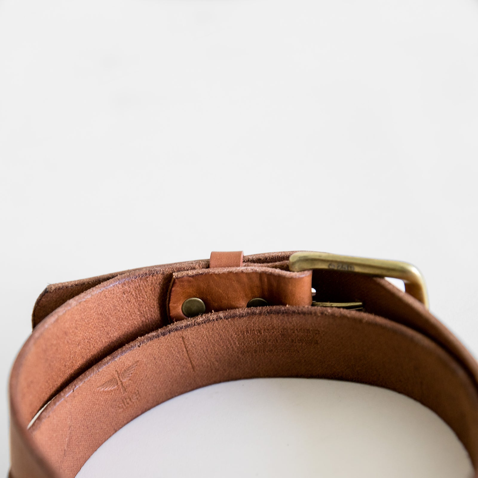 NEW Clhei Loa BELT natural leather Leather Narrow Belt - W — Kudu Beige – La Garçonne main image 3