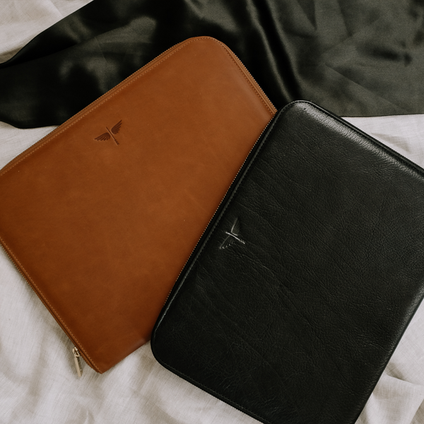 Laptop cases in Black and Cognac leather
